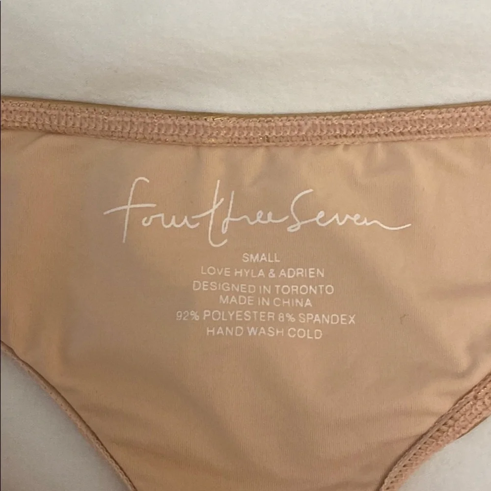 437 bikini - Picture 4 of 4